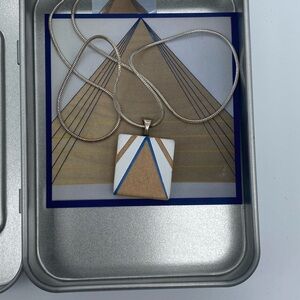 Elegant White and Blue Pendant Necklace